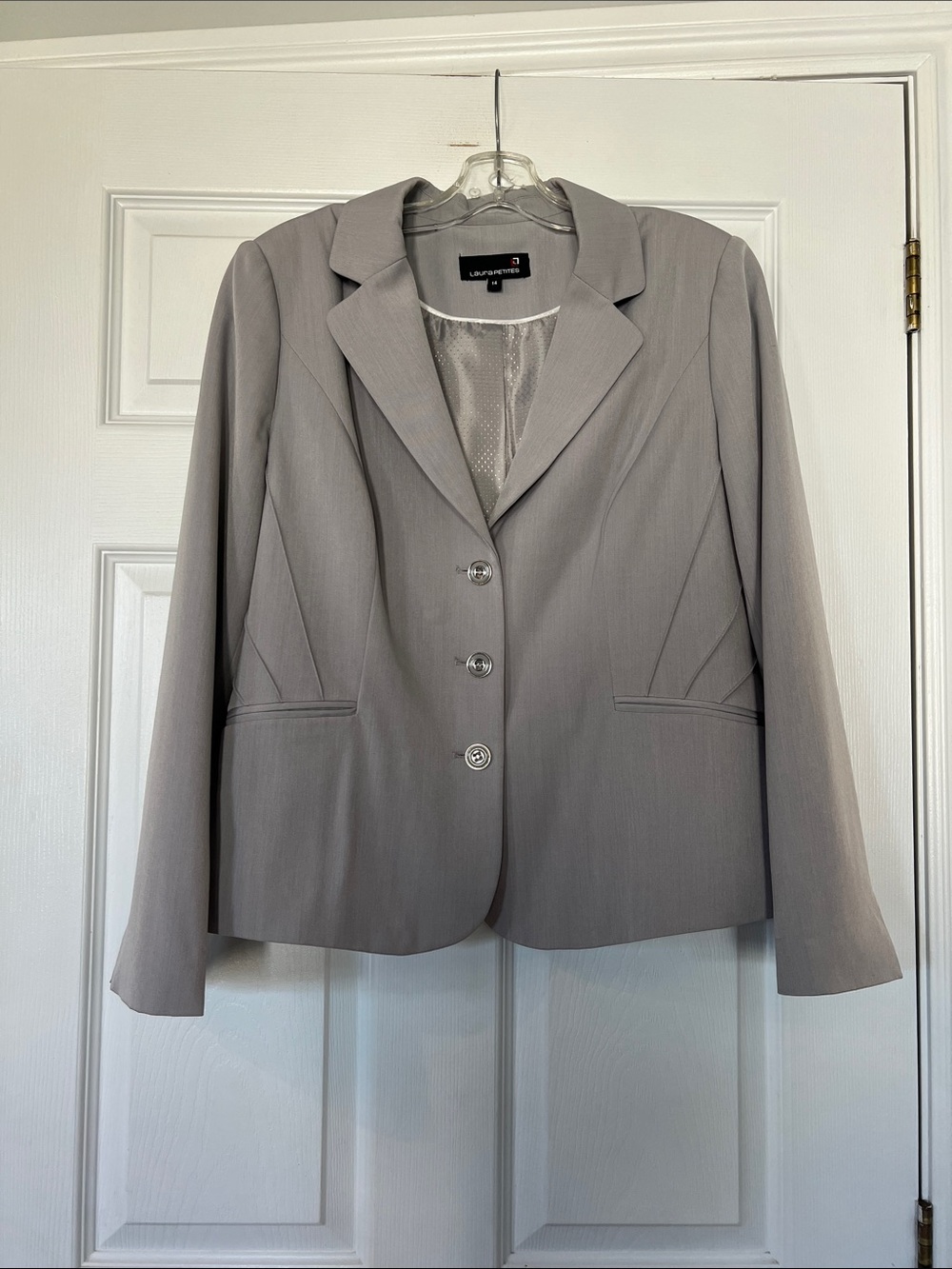 Laura Tailored Single-Breasted Women's Blazer